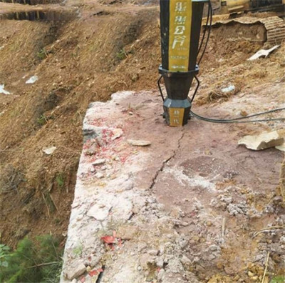 石材廠開采大型劈裂機漯河