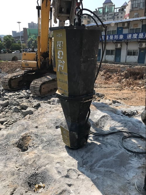【破石頭靜態爆破設備開山碎石分解破碎裂石機開石機】- 